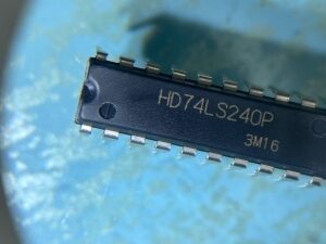 HD74LS240P