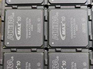 10M40DCF672I7G