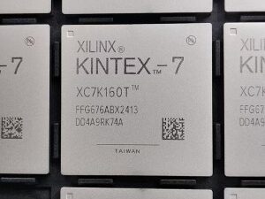 XC7K160T-2FFG676C