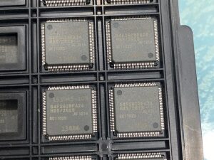 HD64F2628FA24JQ