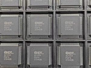 IDT821054PQFG