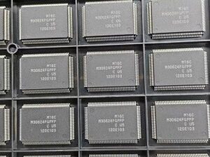 M30624FGPFP